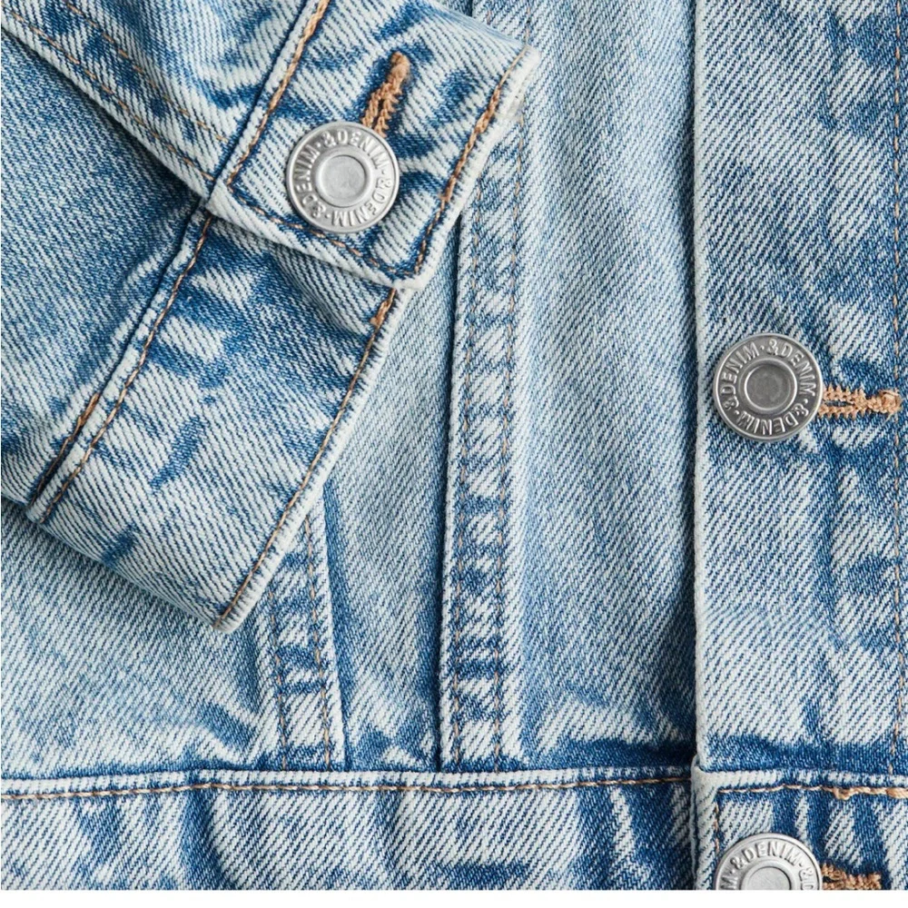 H&M Kid Girls Disney Minnie Mouse Denim Jacket